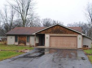 1805 Neuhaus Dr, Fort Wayne, IN 46808