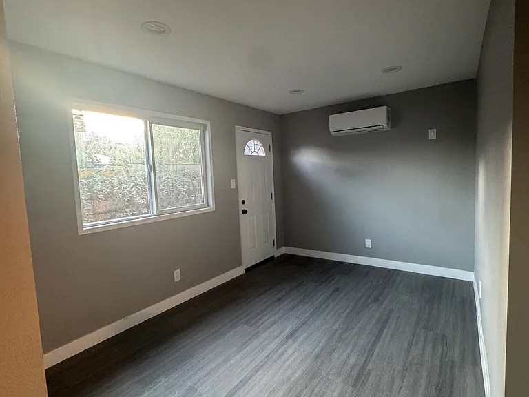 5107 S Harvard Blvd #B — Photo 5