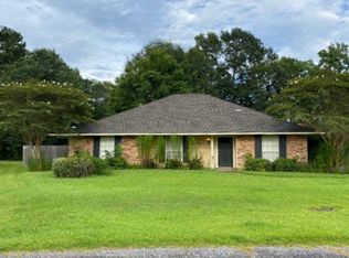 10744 E Marlin Dr, Baton Rouge, LA 70818