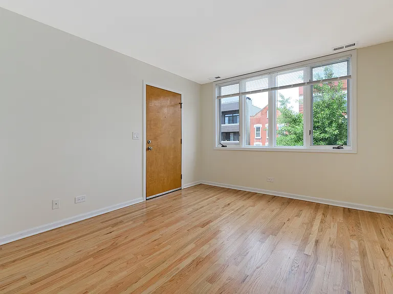 1255 N Cleaver St #1 — Photo 3
