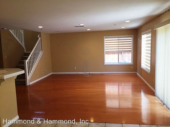 2nd image of 13230 La Tierra Way