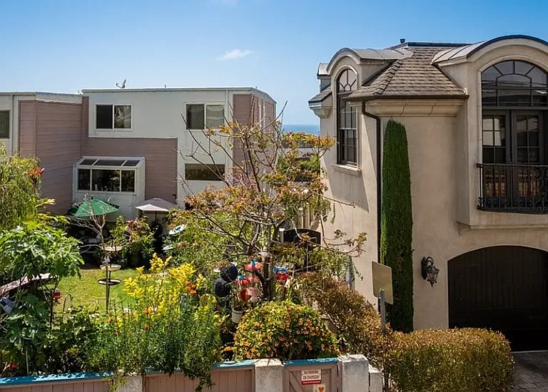 1259 Bonnie Brae St — Photo 33