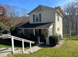 136 Lunen St, Hollsopple, PA 15935