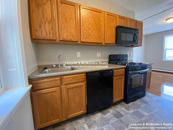2nd image of 8 Hyde Park Ave #3