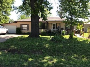 304 NE 5th St, Lexington, OK 73051