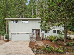 2131 Lakemoor Dr SW, Olympia, WA