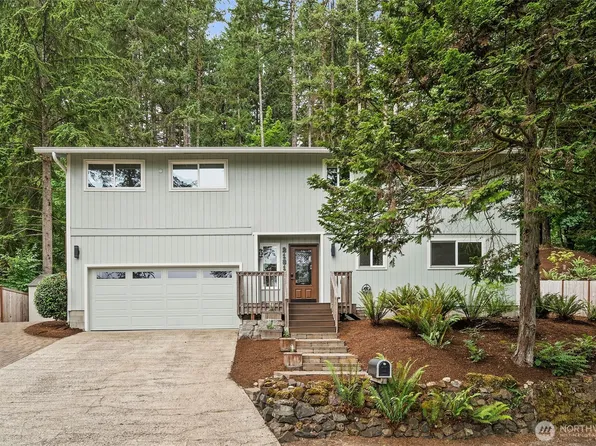 2131 Lakemoor Drive SW, Olympia, WA 98512