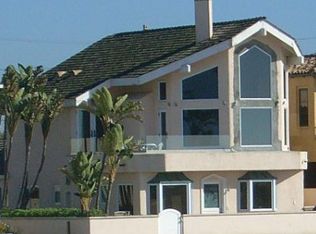 1416 W Oceanfront APT B, Newport Beach, CA 92661