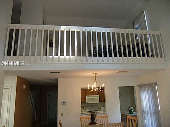 3rd image of 125 Greenwood Dr APT 3412