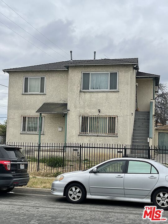 1st image of 2112 W 102nd St
