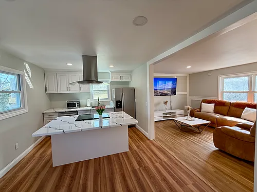 10 Elmwood St #12 Photo 1