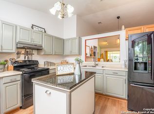 8132 Pioneer Oak, Converse, TX 78109