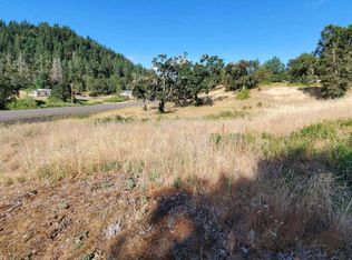 100 Arcadia Dr, Roseburg, OR 97471