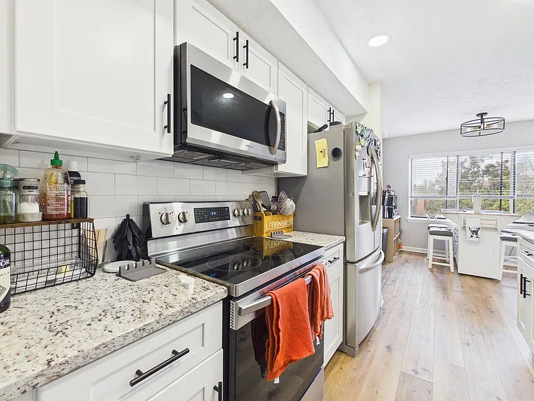 1501 Bronwyn Rd #303 — Photo 10