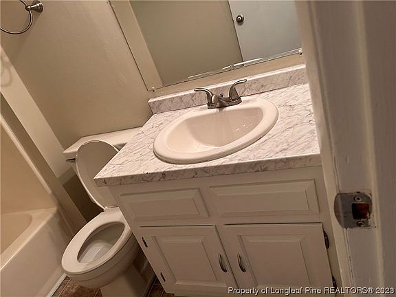 2nd image of 2908 Myrtle Dr #A