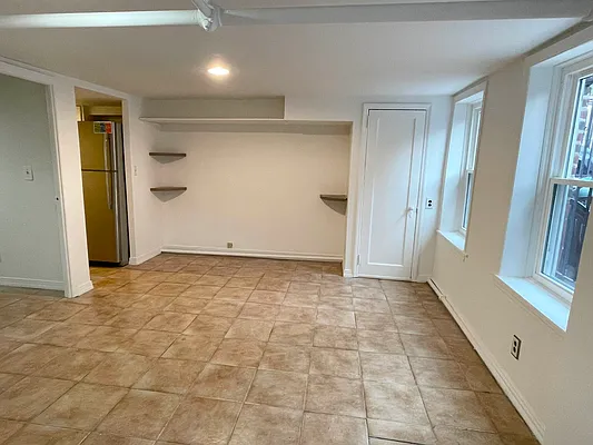 Rented by Townsley & Gay, LLC | media 14