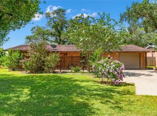 639 SW 10th St, Premont, TX 78375