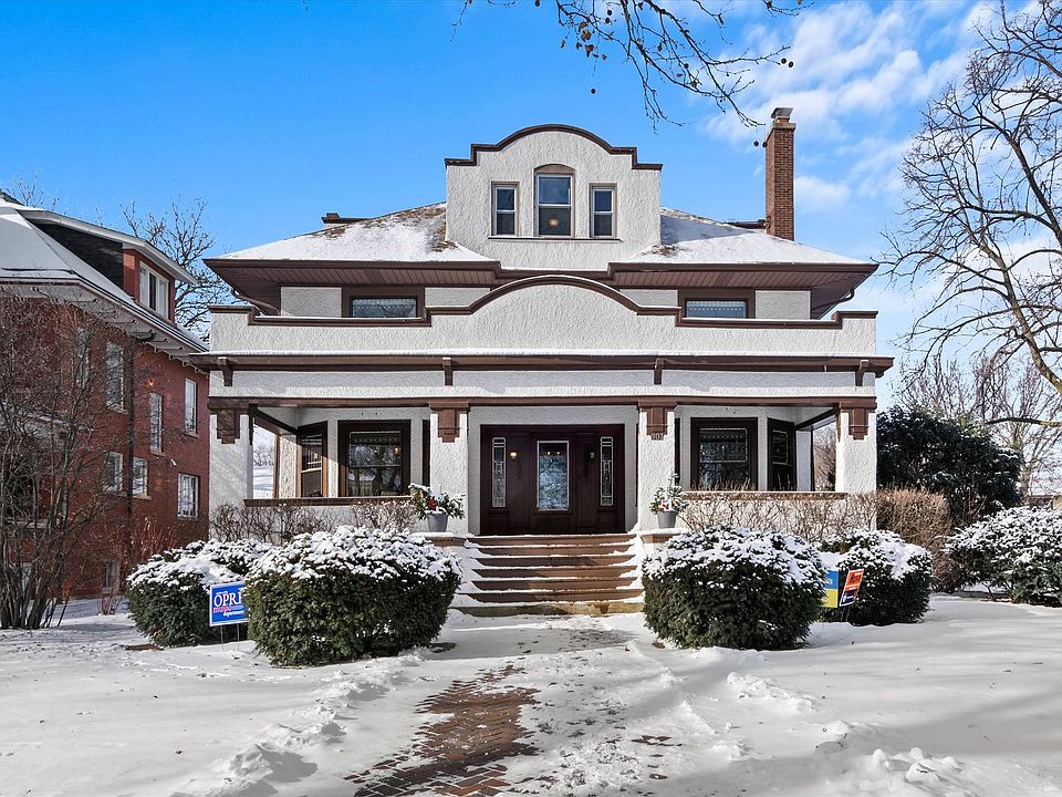 1st image of 301 S Elmwood Ave