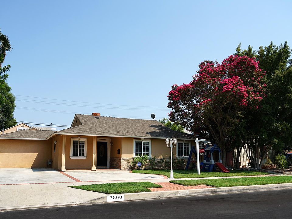 1st image of 7860 Lasaine Ave