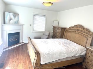 95 Poyntz Ave, Toronto, ON M2N1J3