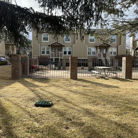 1814 Belmar Dr — Photo 2