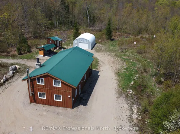 3944 Chetwynd Rd, Kearney, ON P0A 1M0
