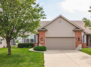 1094 Canyon Creek Rd, Normal, IL 61761