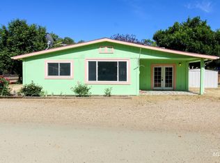 25960 Vermont St, Parma, ID 83660