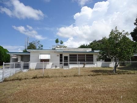 1st image of 109 NE Beach Avenue