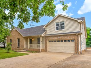 311 Harold Dr, Clarksville, TN 37040