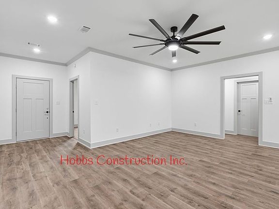 3rd image of 303 1/2 N West St