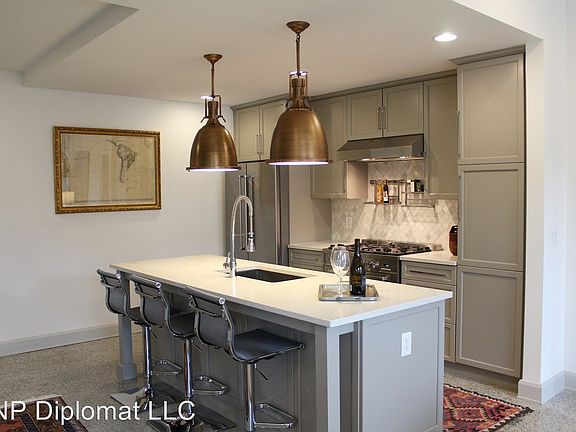 3rd image of 9 Buttles Ave APT 205