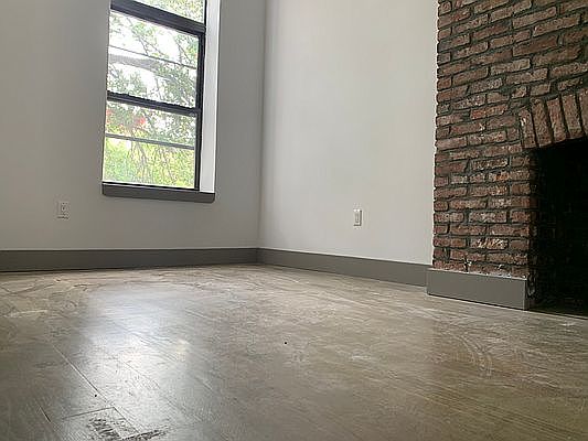 2nd image of 200 Columbia St APT 2A