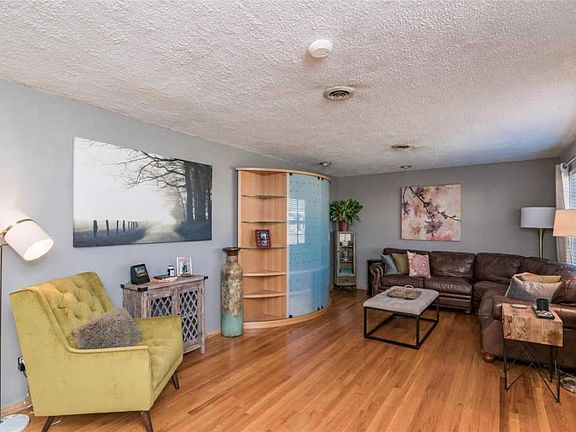 5th image of 1116 James Dr