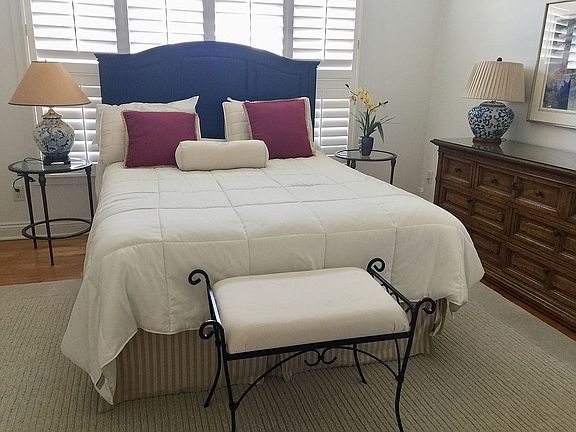 4th image of 2096 Kirtland Pl