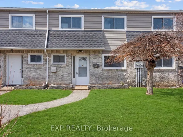 2050 Upper Middle Rd #31, Burlington, ON L7P 3R9