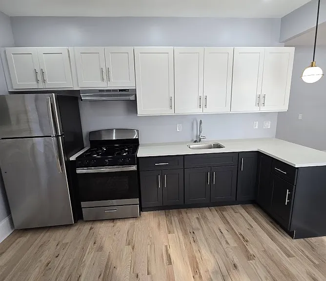 81 Bostwick Ave #3R1 — Photo 2