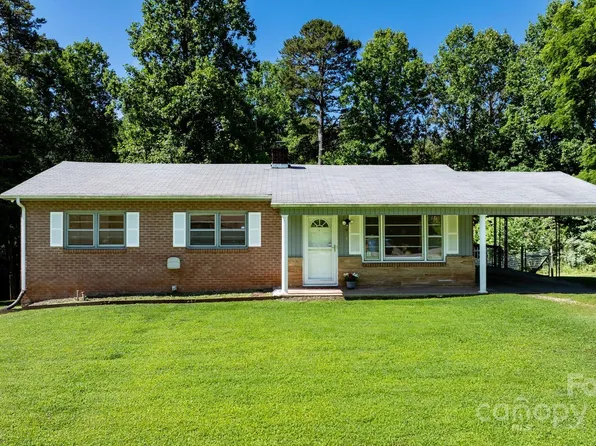 917 Sunset Ave SW, Valdese, NC 28690