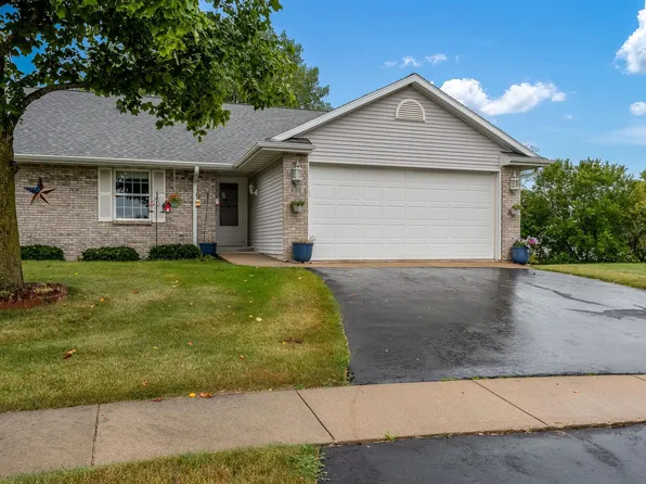 632 Park View St, Pecatonica, IL 61063