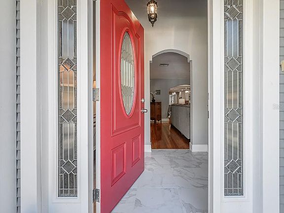 5th image of 1009 E Emma St