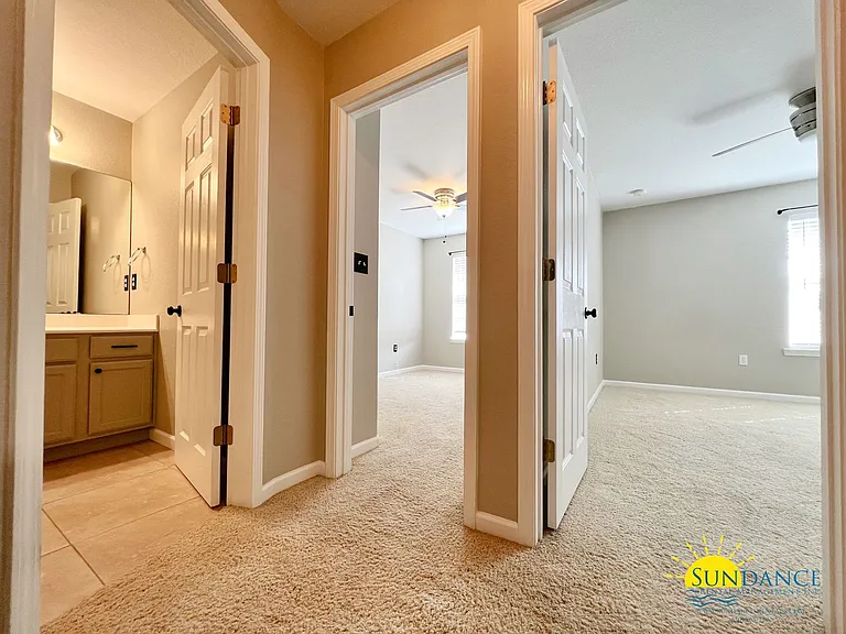 133 Farrah Ave — Photo 9