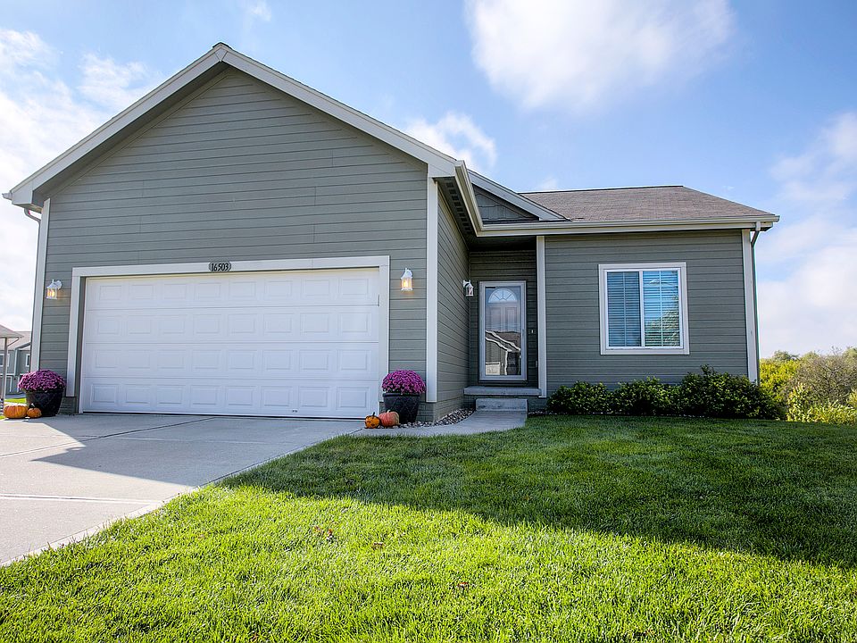 1st image of 16503 Camden Cir