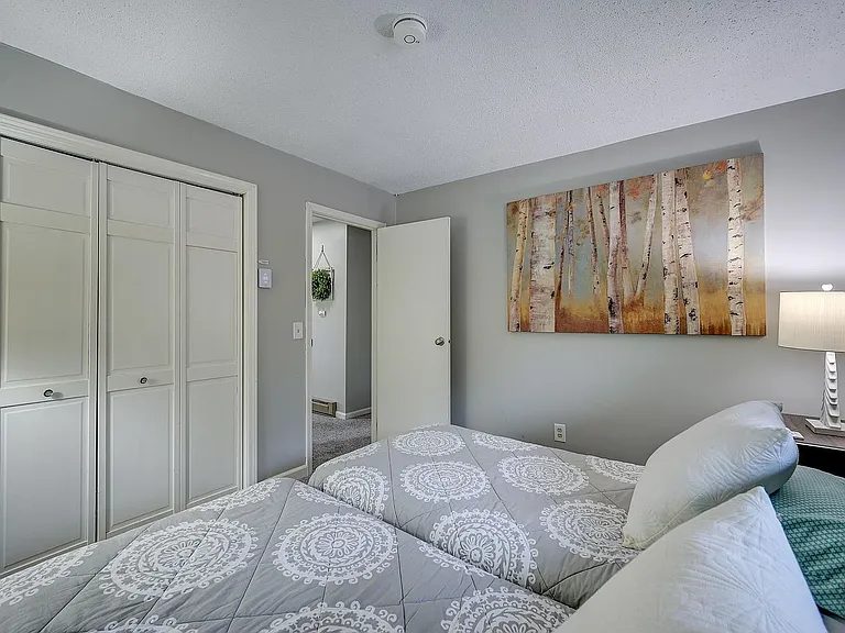 14 Hill N Vale Ln #14 — Photo 31