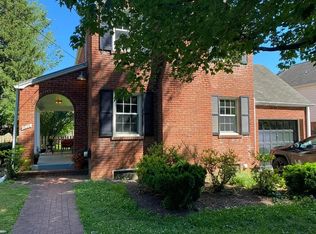 4824 Leland St, Chevy Chase, MD 20815