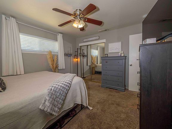 4th image of 2428 W Princeton Avenue