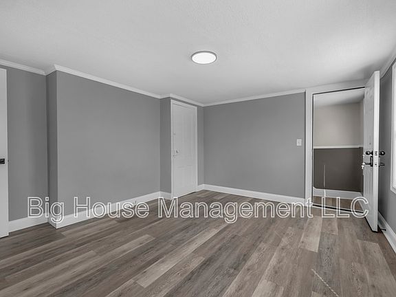 2nd image of 1725 Hollins St Unit 2