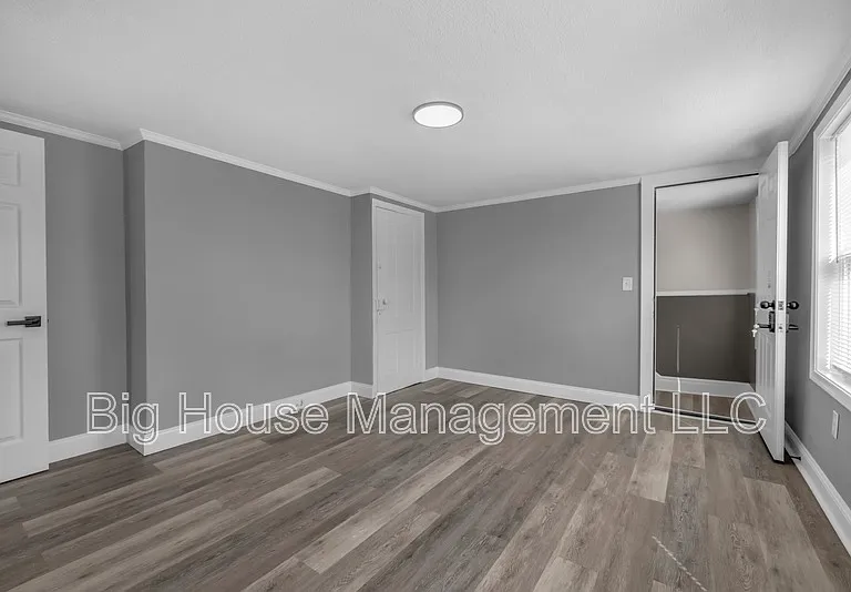 1725 Hollins St #2 — Photo 2