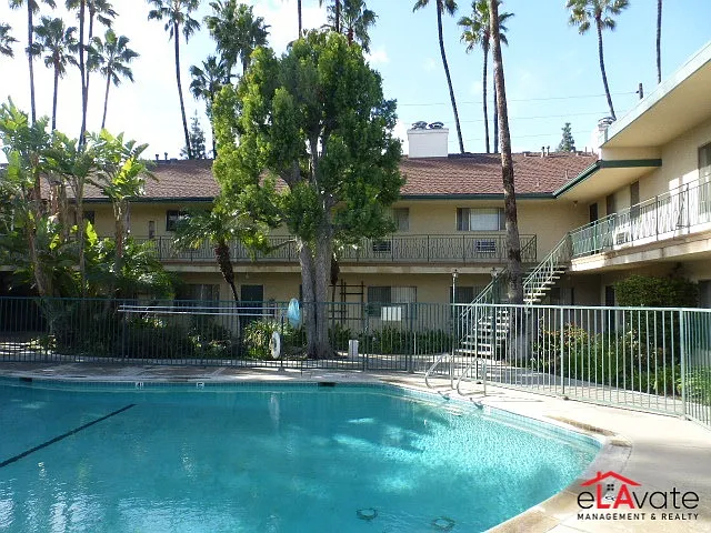 10520 Balboa Blvd — Photo 4
