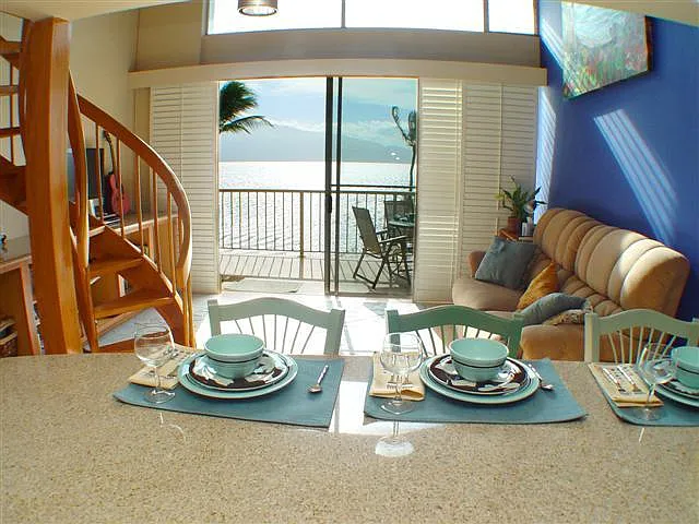 70 Hauoli St #411