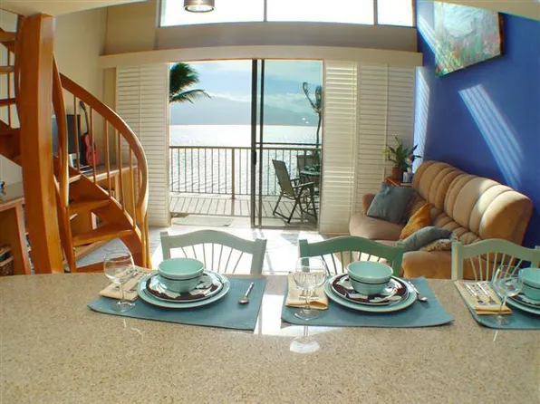 70 Hauoli St APT 411, Wailuku, HI 96793